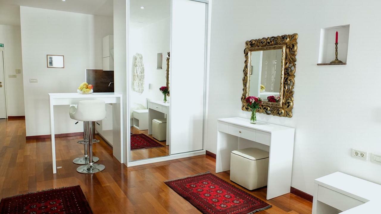 Old Square Studio Apartment Split Dış mekan fotoğraf