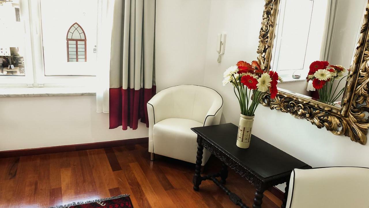 Old Square Studio Apartment Split Dış mekan fotoğraf